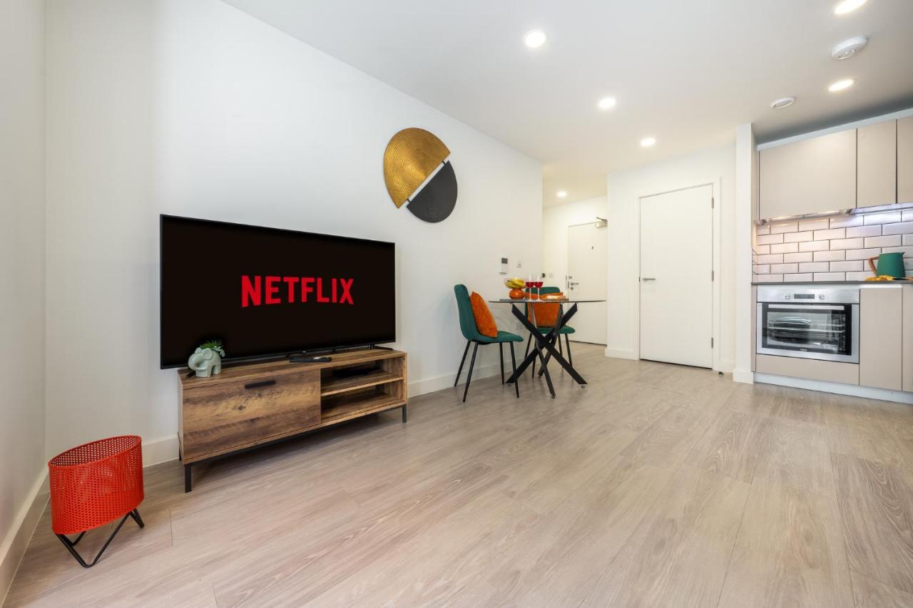 Luxury One Bedroom Serviced Apartment In The Heart Of בדפורד מראה חיצוני תמונה